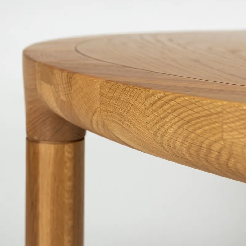 Zuiver Storm Eettafel Rond Eiken - 128 X 128cm.