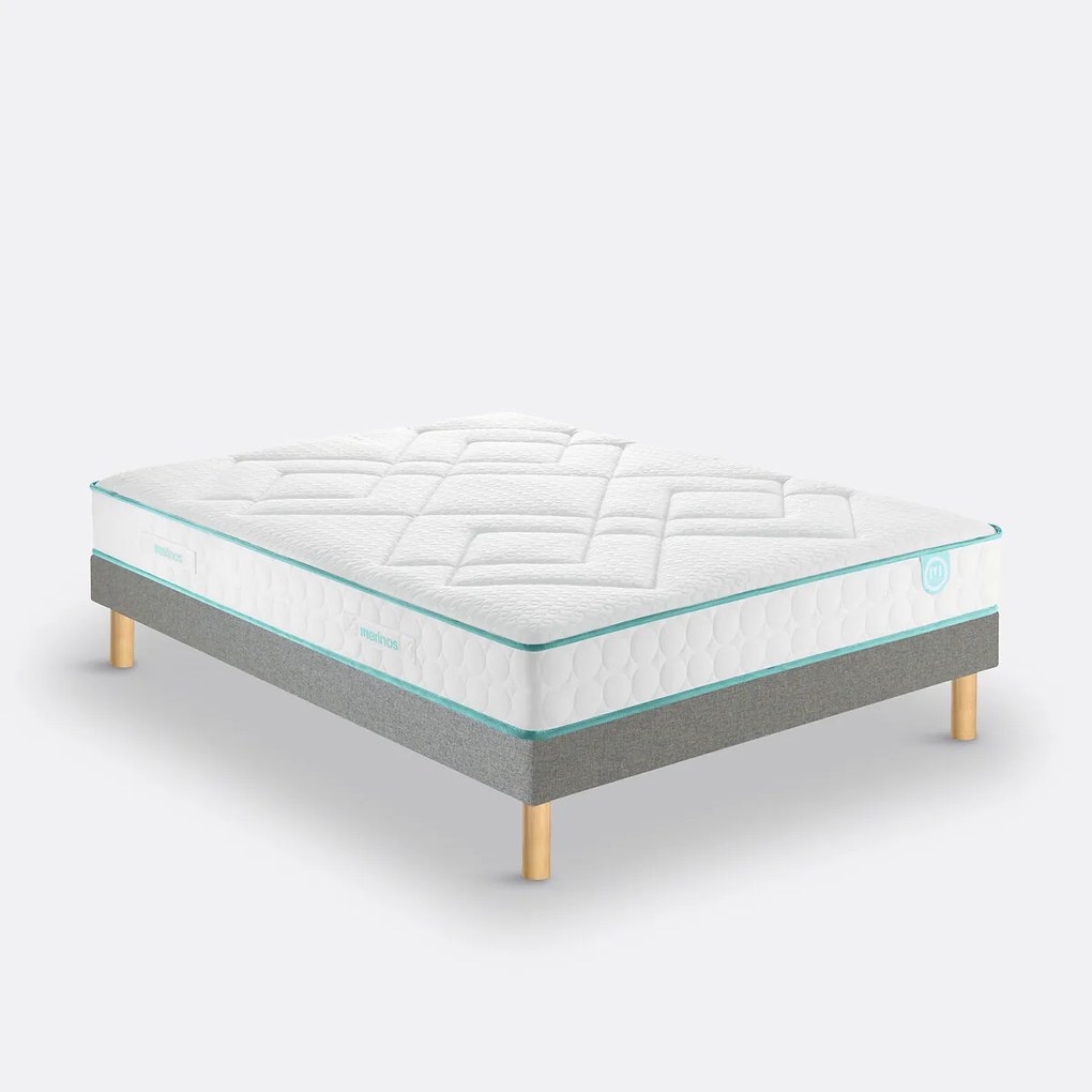 Ensemble. matras in latex + bedbodem LE TOUT DELICAT