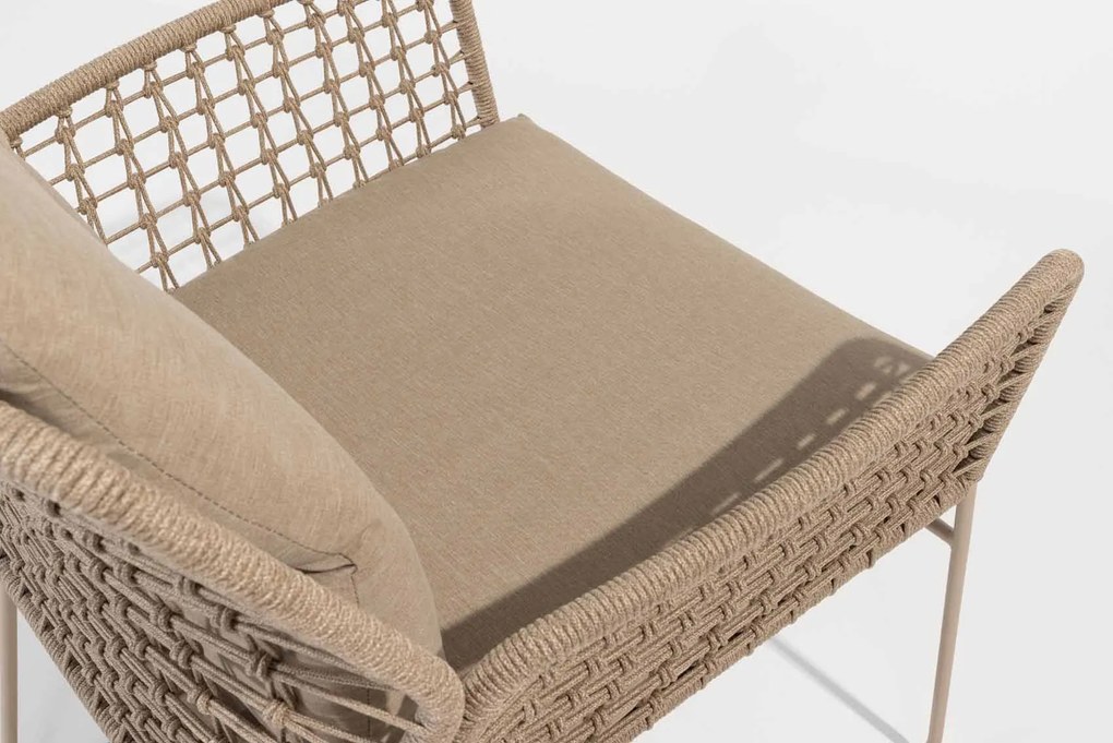 Taste by 4 Seasons Outdoor Albano dining set latte met Quatro tafel met Robusto teak blad 220 cm SALE Tuinset beige weerbestendig
