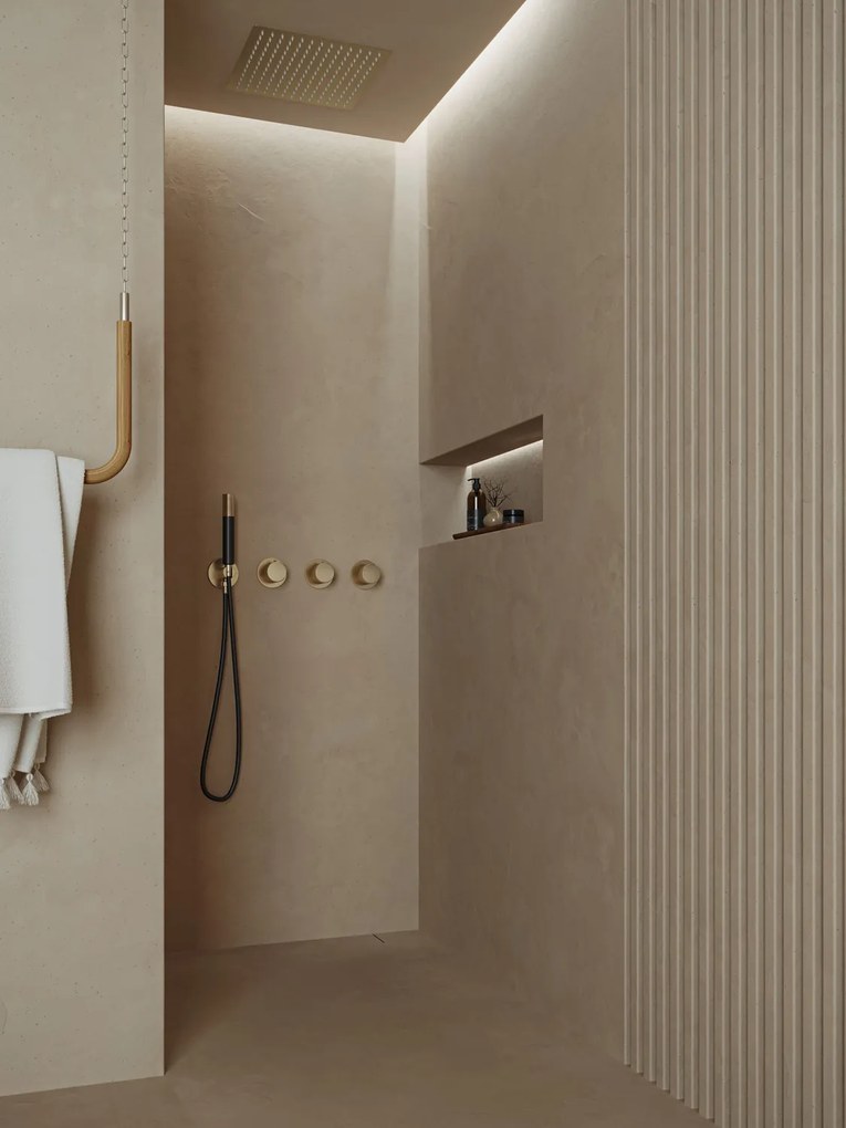 Saniclear Plus Pro inbouw regendouche met inbouw douchekop 30x30cm en staafhanddouche geborsteld messing - mat goud