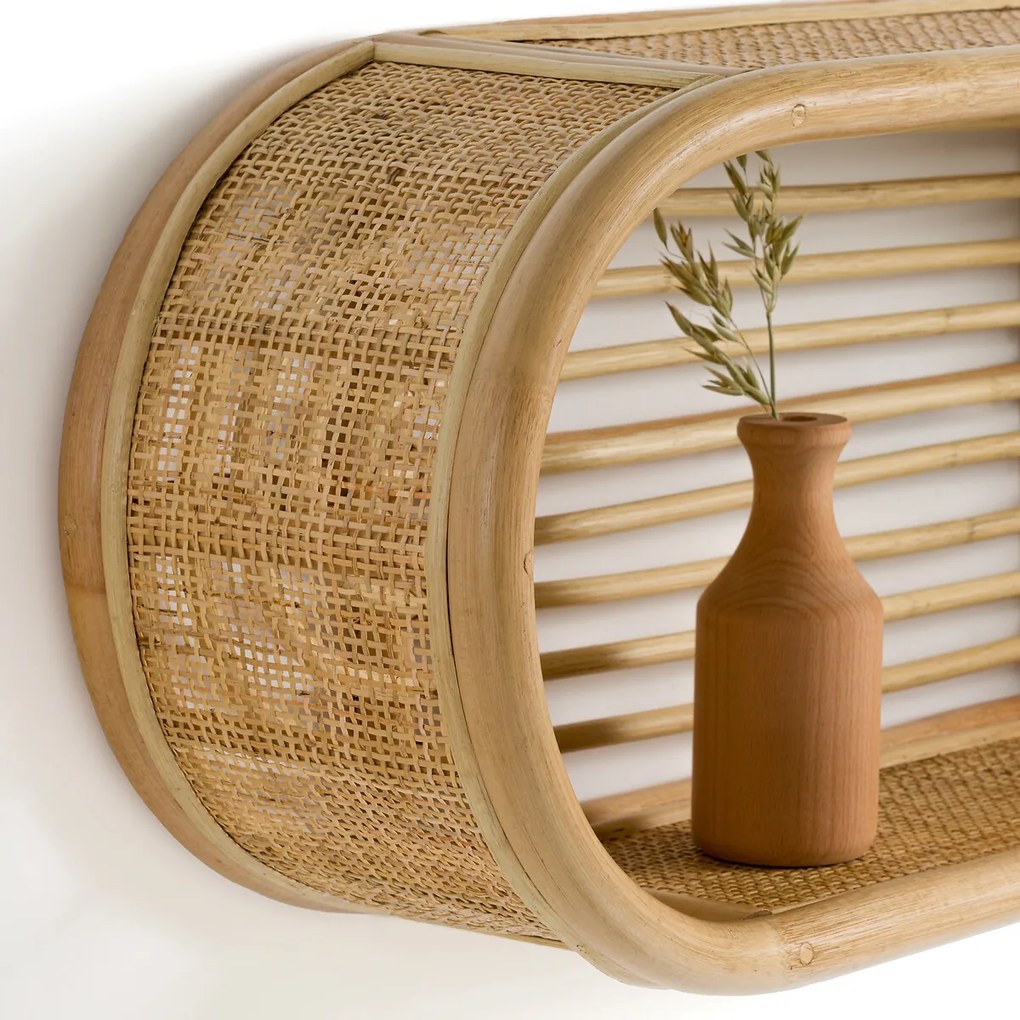 Grote wandplank in rotan, Gocco