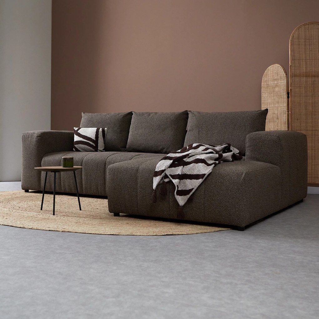 Bruine Bank Met Decoratieve Strepen Hoek Rechts