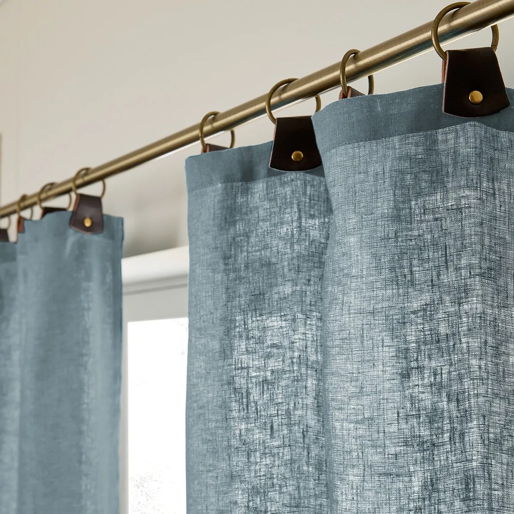 Gordijn in gewassen linnen met ringen, Private