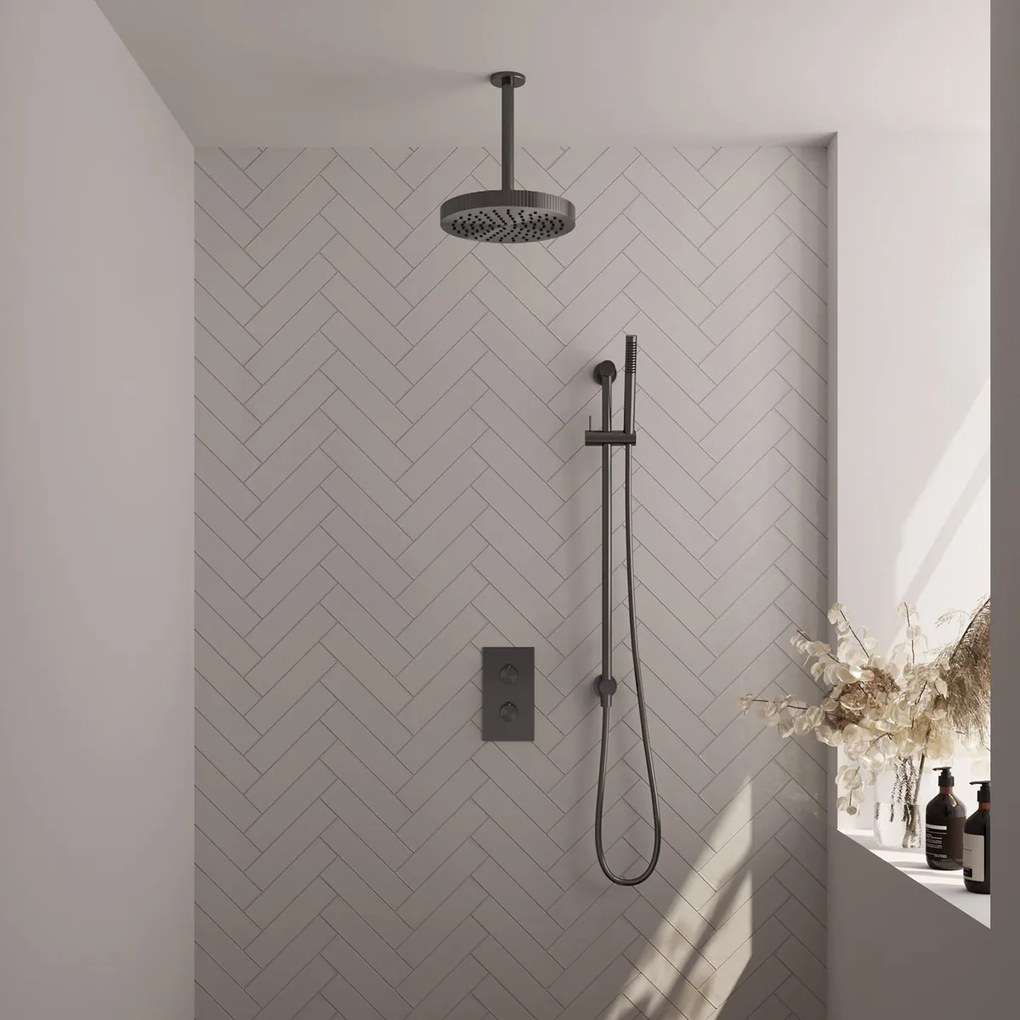 Brauer Stripe inbouw regendouche met 25cm hoofddouche, met plafondarm, glijstang en staafhanddouche set 21 gunmetal geborsteld PVD