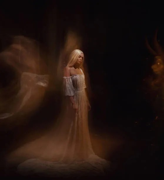Ilustratie Fantasy Blonde Woman in Ethereal Setting, Kharchenko_irina7