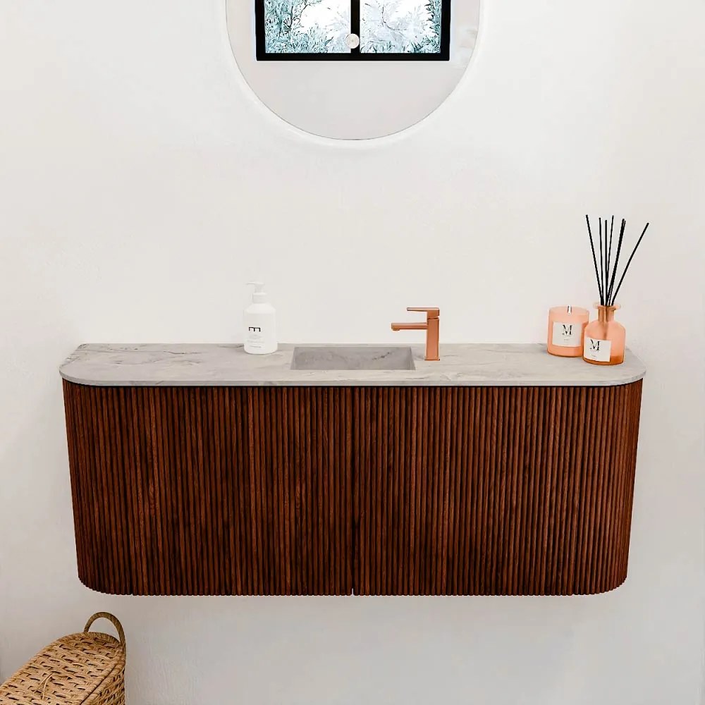 Mondiaz Joya DLux 105cm toiletmeubel ronding links/rechts ruby met wastafel faye midden 1 kraangat glace
