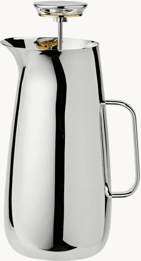 Theemaker Norman Foster met theezeef