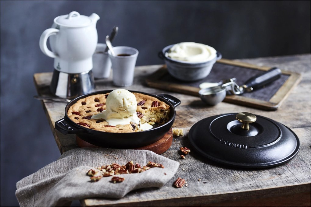 Staub Specialities Ovenschaal met deksel 20 cm, Rond, Zwart - Specialities - Staub