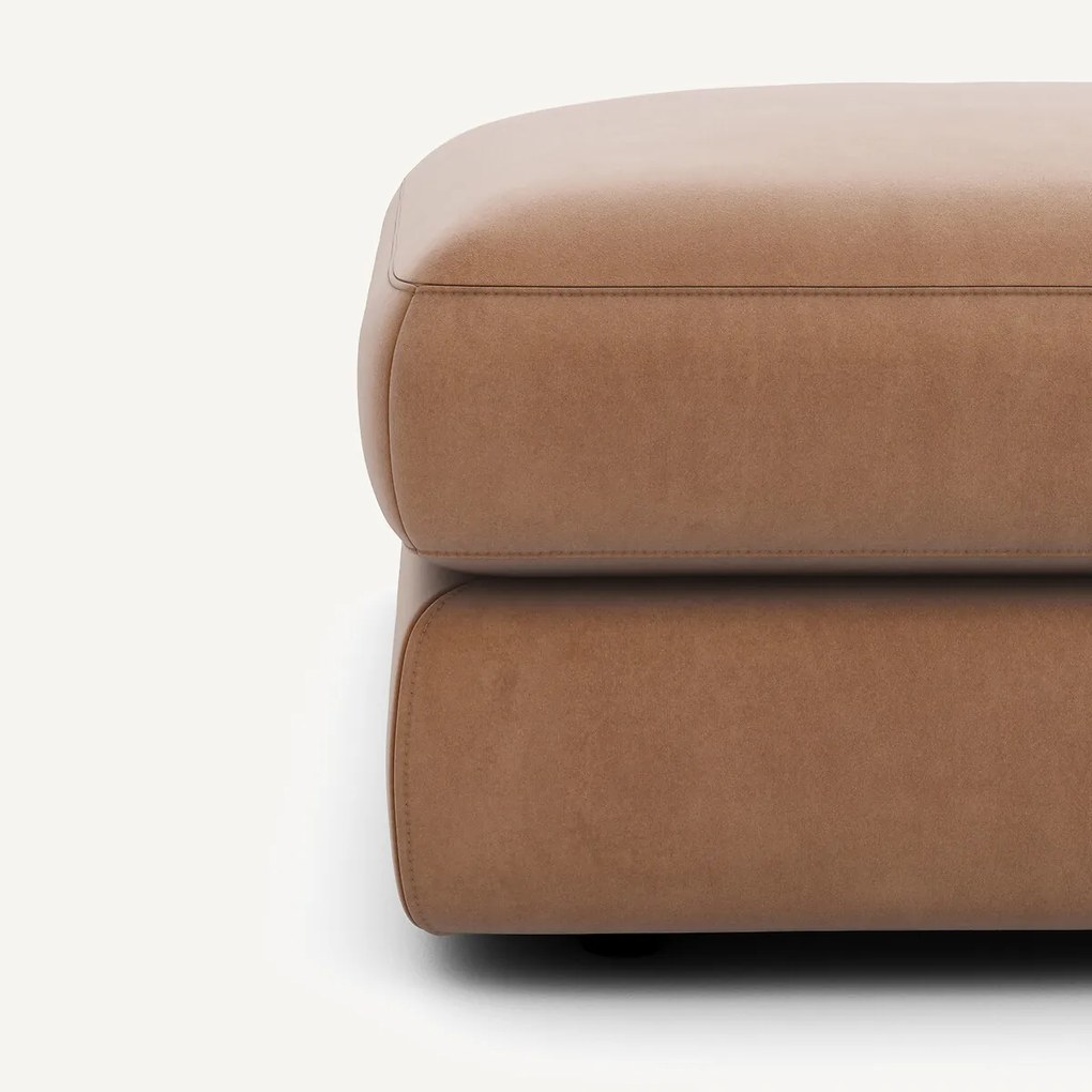 Voetenbank in fluweel, Skander