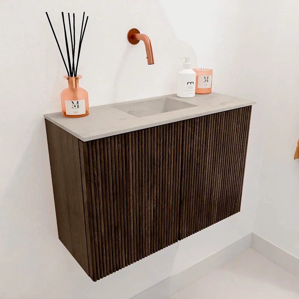 Mondiaz Joya DLux 60cm toiletmeubel walnut met wastafel faye midden zonder kraangat opalo