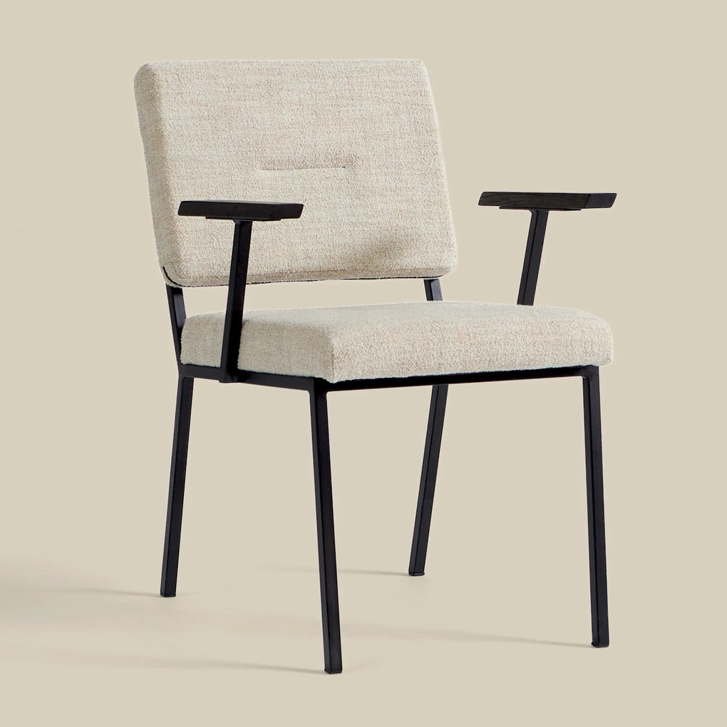 PEPP Interiors Soho Zand Eetkamerstoel Met Armleuningen