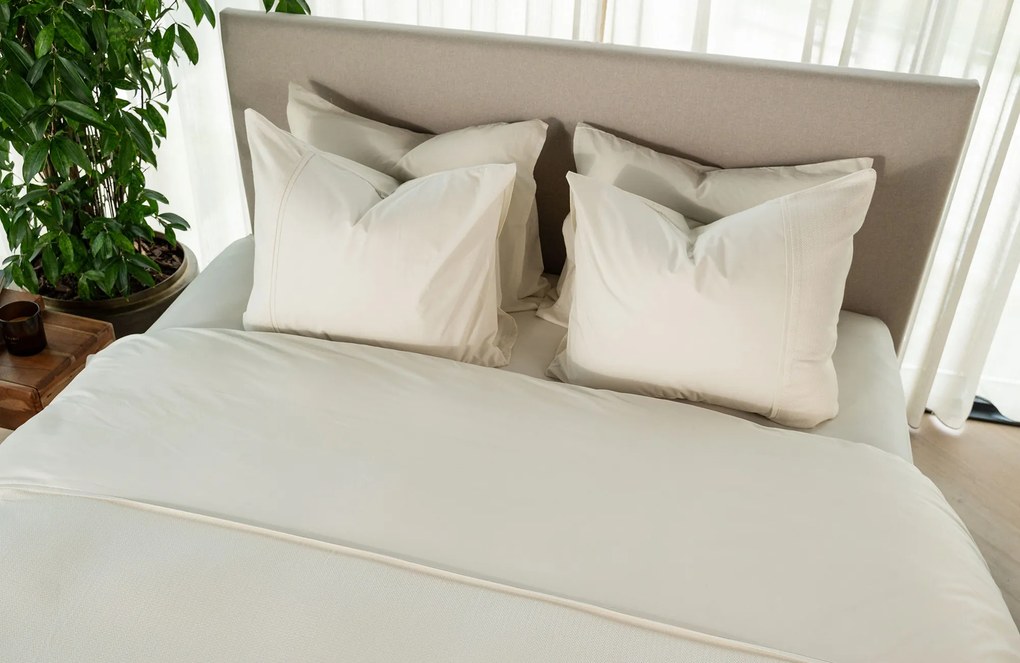 Kayori Noda Dekbedovertrek Wit – Bij Swiss Sense