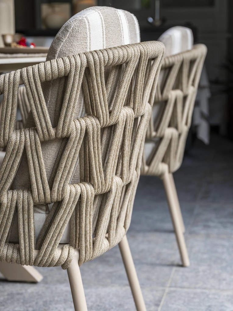 4 Seasons Outdoor Beverly tuinstoel latte SALE LoungestoelTuinstoel beige weerbestendig