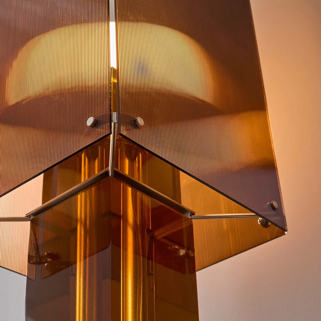 Lamp in gekleurd acryl, Akrilona