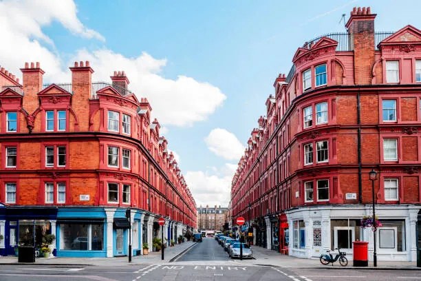 Foto Red townhouses in Marylebone, London, UK, © Marco Bottigelli