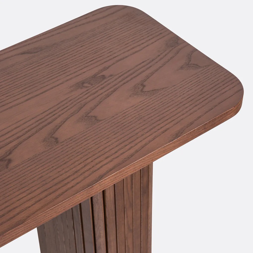 Essenhouten gefineerde wandtafel met walnootbeits, Latti