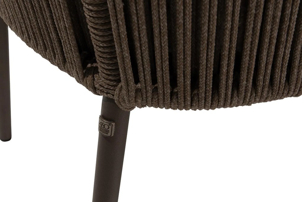 4 Seasons Outdoor Bernini tuinset terre met Prado tafel met barrelvormig blad 240 cm Tuinset bruin weerbestendig