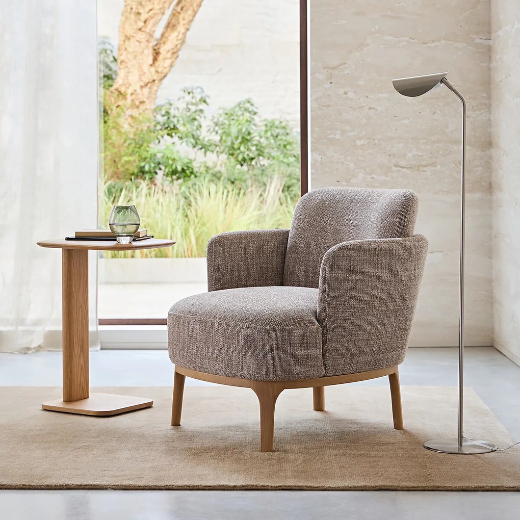 Fauteuil in gemêleerde stof en massief eiken, Jabote