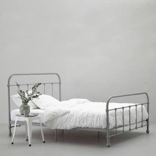 Bed Lyon (160x200 cm)
