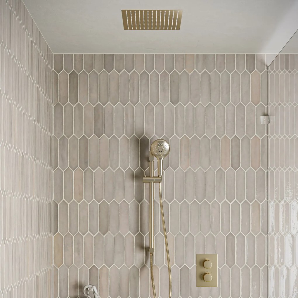 Saniclear Cube inbouw regendouche met inbouw douchekop 30x30cm, glijstang en 2 standen handdouche geborsteld messing - mat goud
