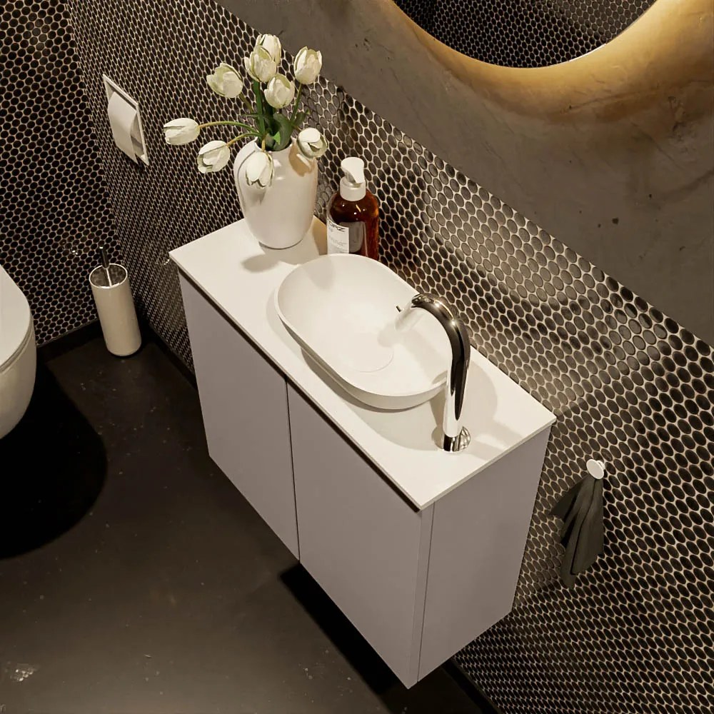 Mondiaz Fowy toiletmeubel 60cm smoke met witte waskom rechts en kraangat