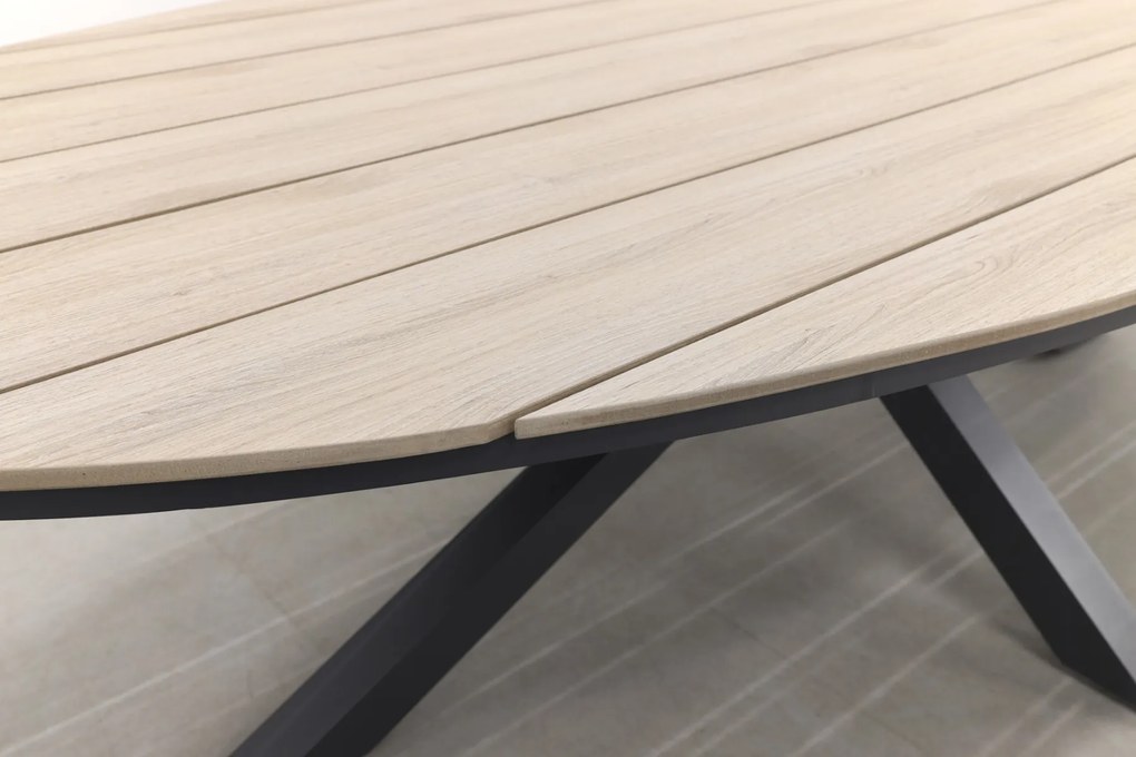 Hartman Napoli Xerix / GI Edison 280x140 cm. tafel - ovale verstelbare tuinset