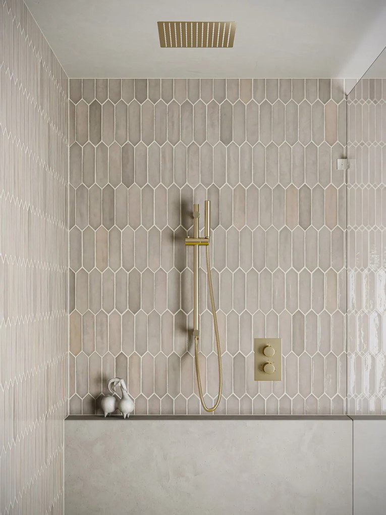 Saniclear Cube inbouw regendouche met inbouw douchekop 30x30cm, glijstang en staafhanddouche geborsteld messing - mat goud