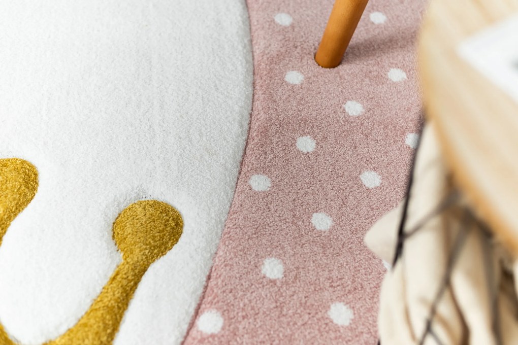Tapijt PETIT BUNNY KONIJNTJE KONIJN rozekleuring