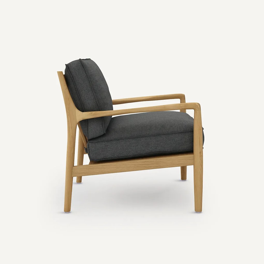 Fauteuil van eiken, fineer en linnen, Dilma