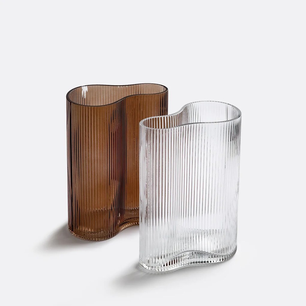 Vaas in geribbeld smoked glas H21 cm, Anija