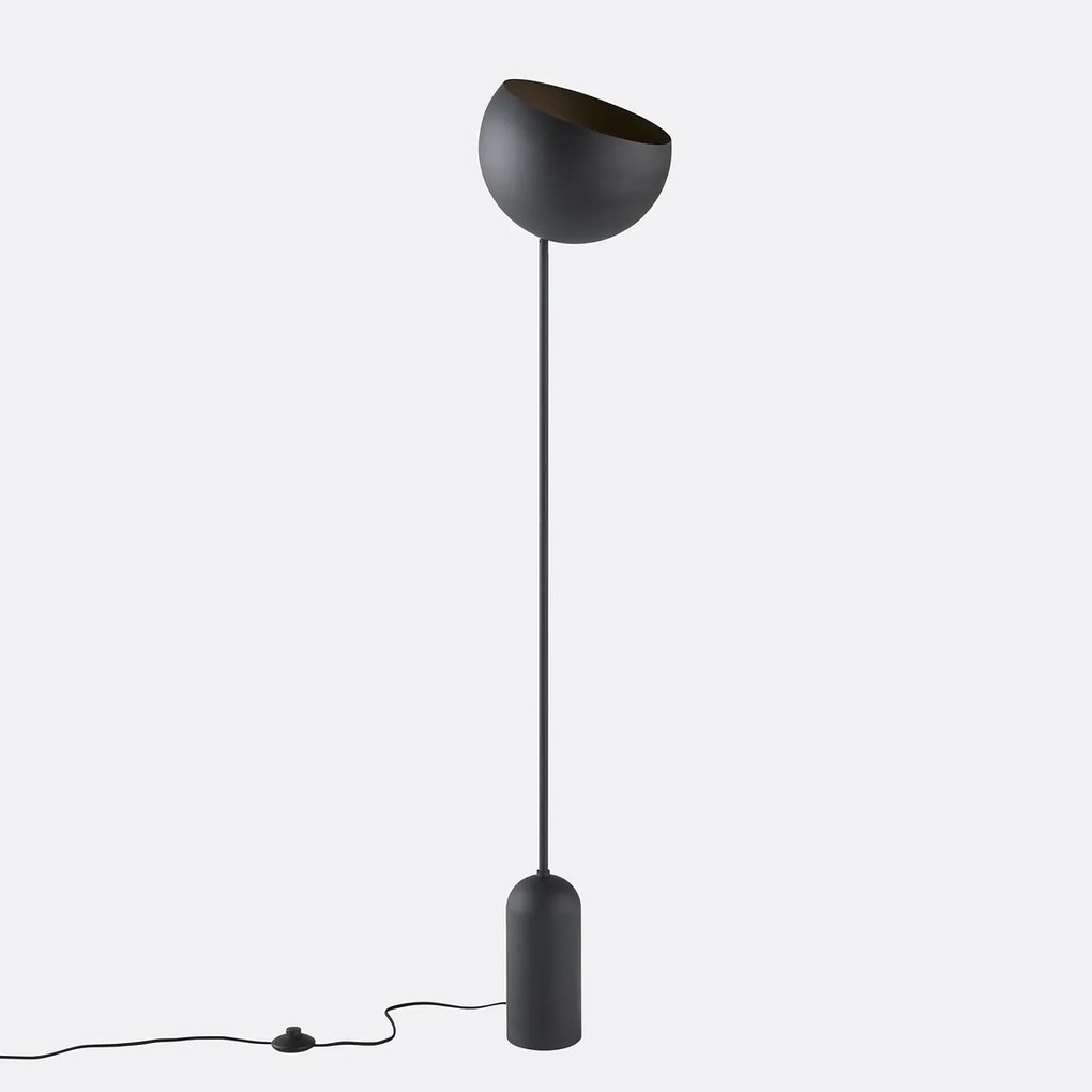 Zwenkbare ijzeren vloerlamp Zinor
