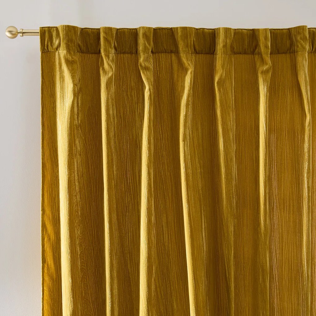 Fluwelen gordijn met verborgen lussen, Susana