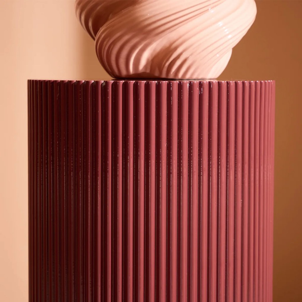 Geribbelde Bijzettafel Bordeux - 31 X 31cm.