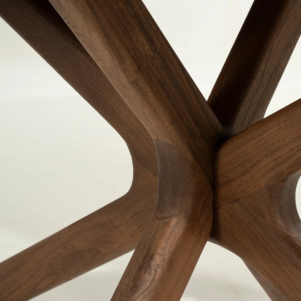 Eleonora Tycho Eettafel Kruispoot Bruin 210 - 210 X 110cm.