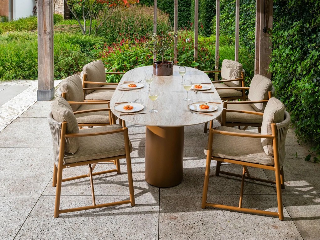 4 Seasons Outdoor Marina tuinset amber met Colorado tafel 240 x 105 x 75 cm SALE Tuinset beige weerbestendig