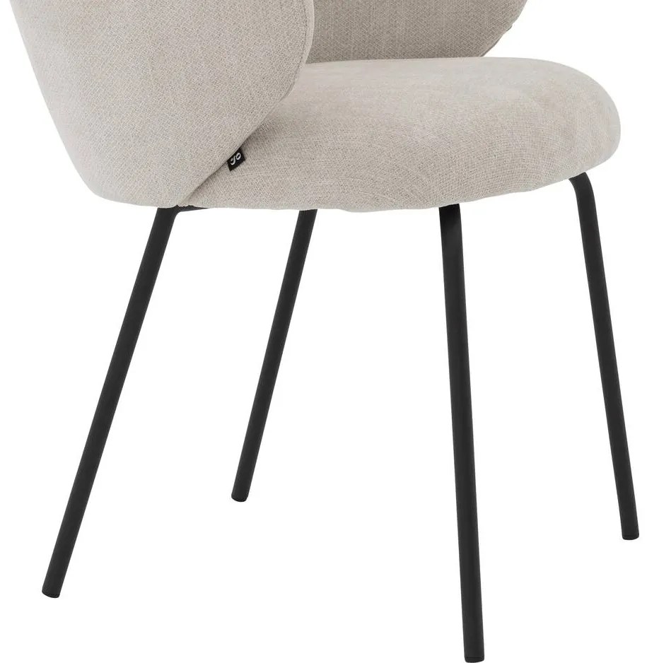Goossens Stoel Noomi beige stof met armleuning,