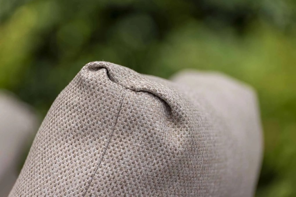 Taste by 4 Seasons Puglia low dining set latte met Low Donato tafel met geprint keramisch blad Ø 160 cm Tuinset taupe weerbestendig