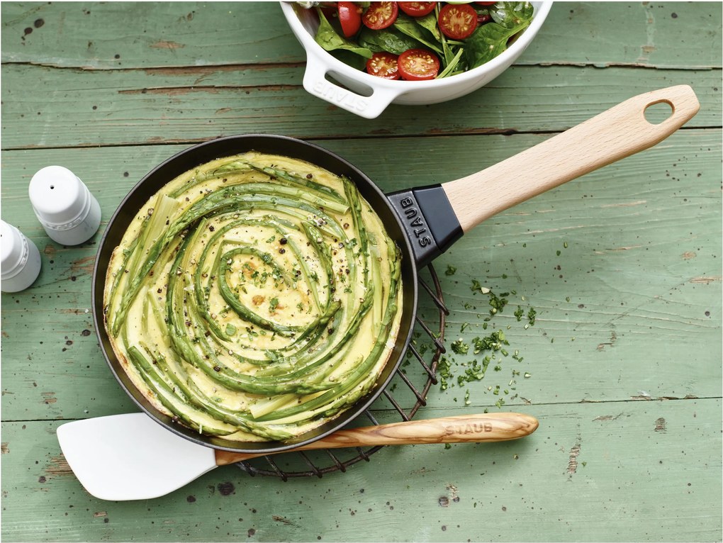 Staub Pans Koekenpan met houten handvat 20 cm, Zwart - Pans - Staub
