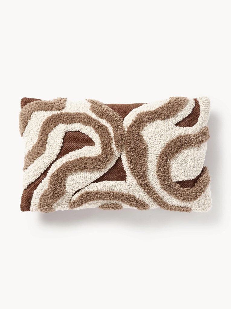 Handgetufte kussenhoes Jiri met getufte design