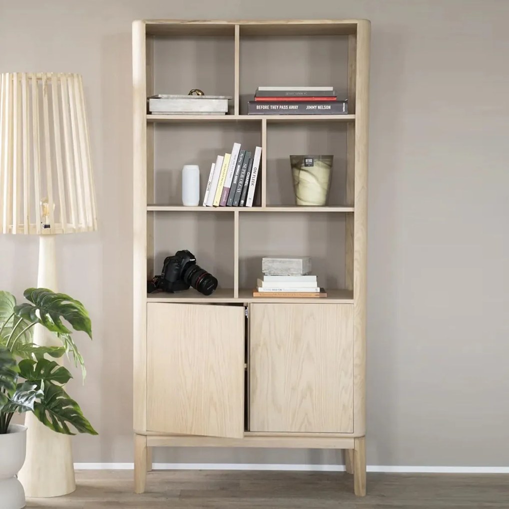 Vakkenkast Licht Eiken Hout - 90x40x180cm.