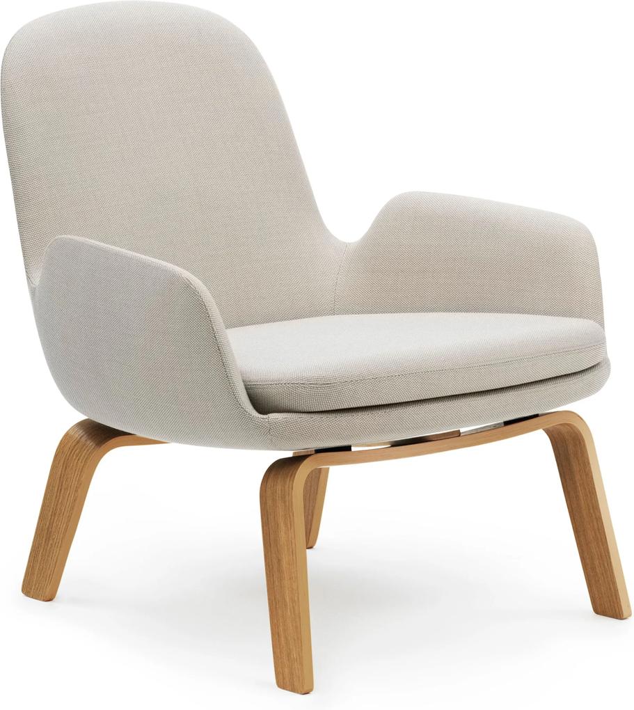 Normann Copenhagen Era Lounge Chair Low loungestoel met eiken onderstel Breeze Fusion wit