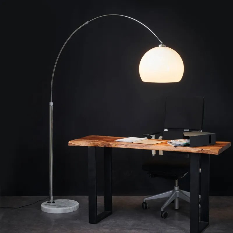 Aantrekkelijke boogvloerlamp Fjella - lampen-24