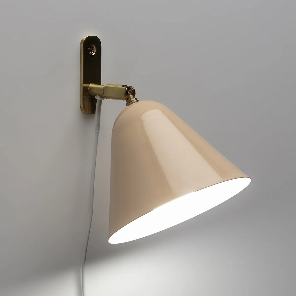 Wandlamp in ijzer, Copita