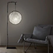 Staande lamp van Tyvek®, metalen voet, Moon