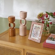 Sculpturale kandelaar van keramiek, hoogte 31 cm, FOMEA