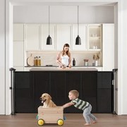 VEVOR Intrekbaar babyhekje 870 mm hoog, uitschuifbaar tot 1800 mm breed, hek voor kinderen of huisdieren, gaasmateriaal, eenvoudig te installeren, voor binnentrappen, deuren, gangen, speelkamers, zwart