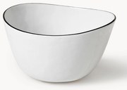 Handgemaakte schaal Salt van porselein