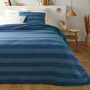 Beddensprei in katoen ton sur ton gestreept, Aloes