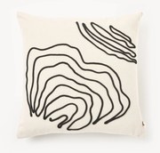 Handgeborduurde kussenhoes Jot van biokatoen