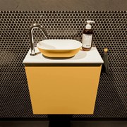 Mondiaz Fowy toiletmeubel 50cm ocher met gele waskom links en kraangat